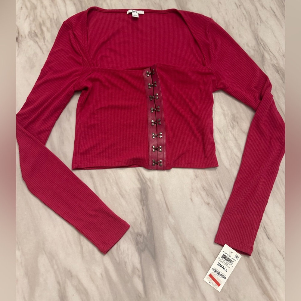 Bar 111 Harvest Hues Royal Amaryllis Long Sleeve Fuchsia Crop Top NWT